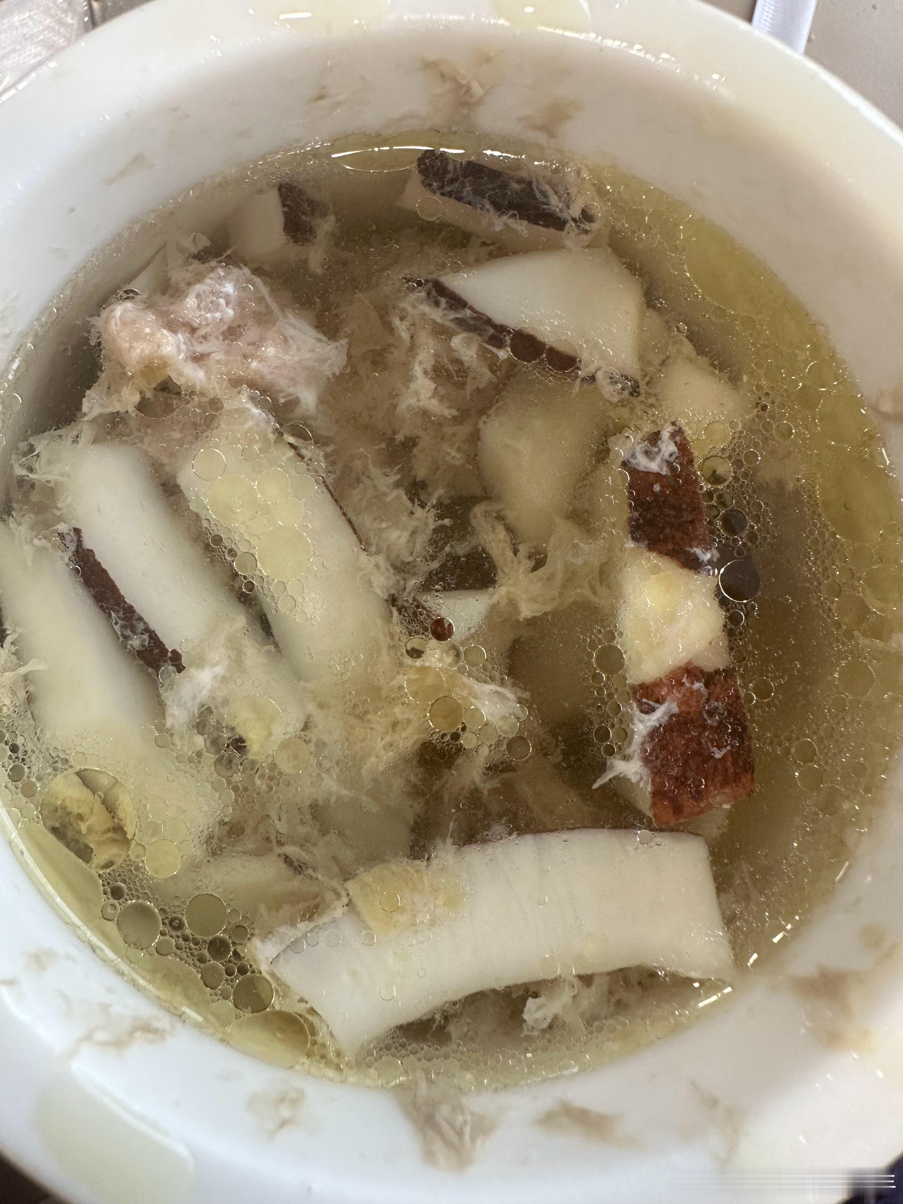 只要广州还有都城快餐，我就可以继续热爱这座城市[心]食左20年的纸包鸡，还是那么