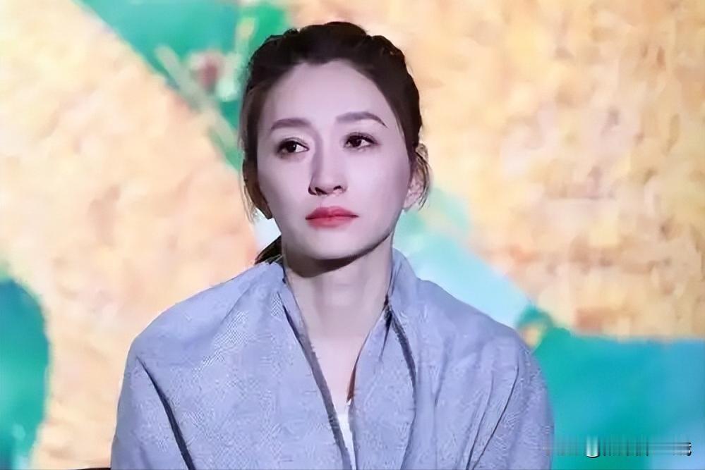 50岁李小冉婚变传闻：一步错，步步错？

看到李小冉在《乘风2026》舞台上光芒