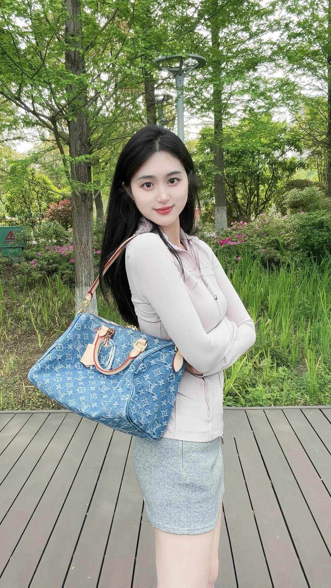恋爱就像绿叶，不是绿了就是黄了！优雅自信穿搭分享 分享美女穿搭服饰 女人如何穿出