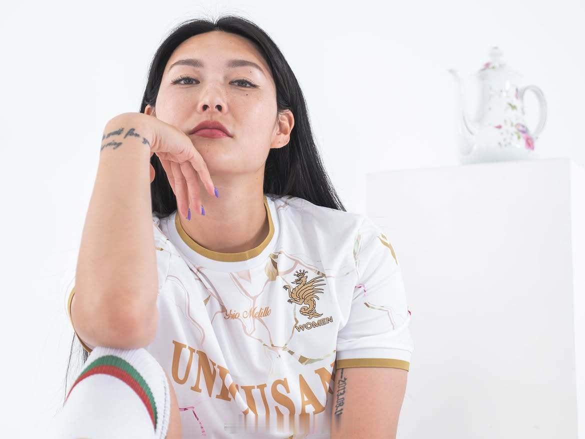 杨莉娜 意甲特尔尼女足 2026/27赛季客场球衣特尔尼女足的新赛季客场球衣，采