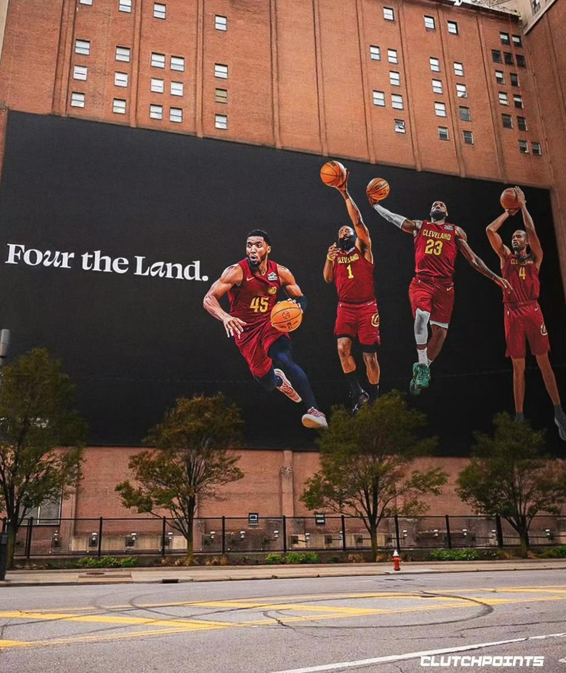 帕金斯说：“我的消息来源透露，米切尔￼和哈登￼已经开始推动在本赛季休赛期詹姆斯￼