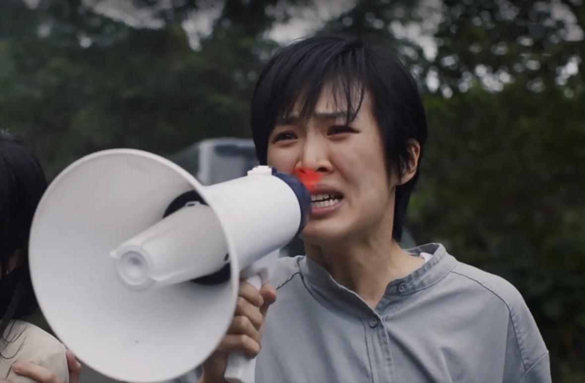 万万没想到：姚安娜饰演女主角便衣警察赵友男的热播电视连续剧《猎冰》第19集就到大
