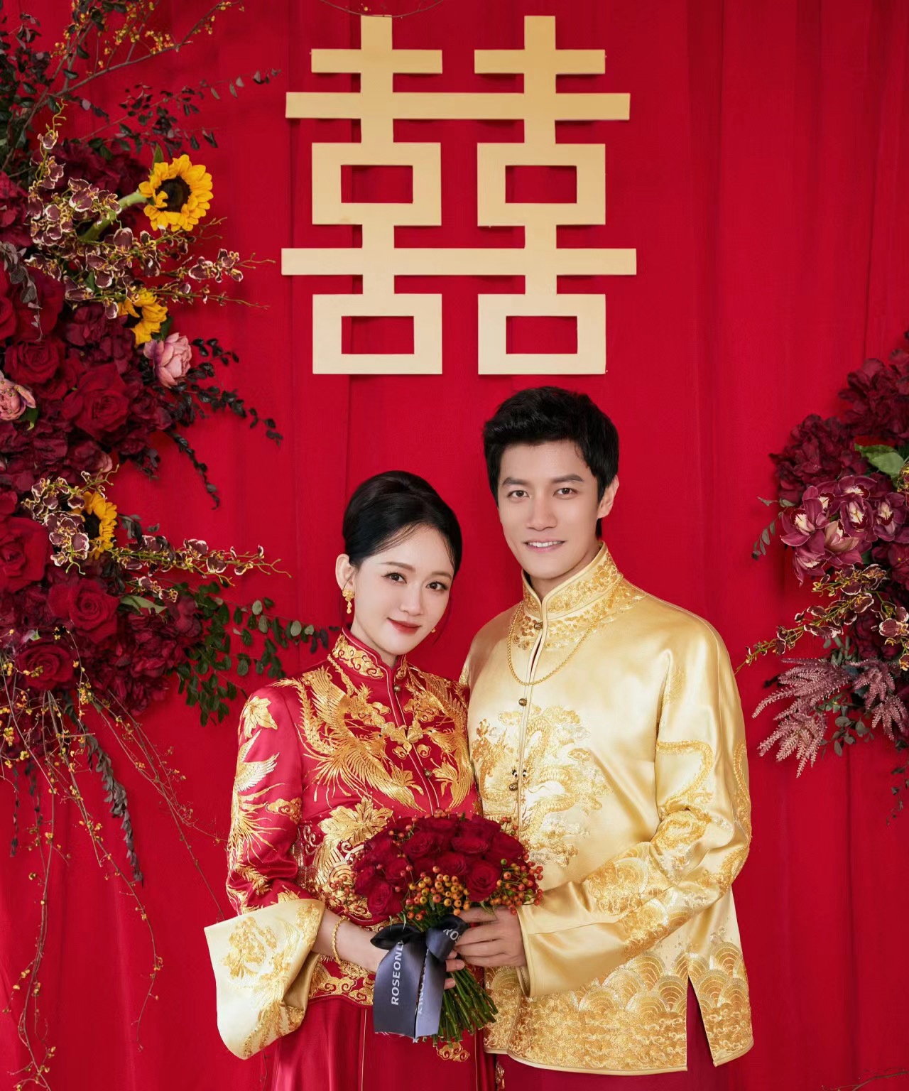 陈乔恩和Alan中式秀禾照🈶，新婚快乐，要永远幸福[爱慕]。 ​​​