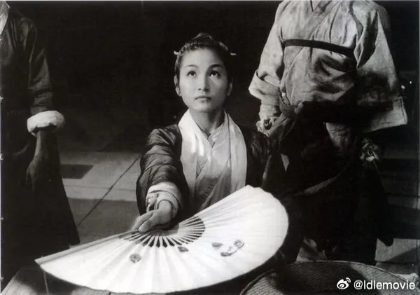 我的评分：[星星][星星][星星][星星]电影正当夏【幸好没被一把火烧掉，让《大