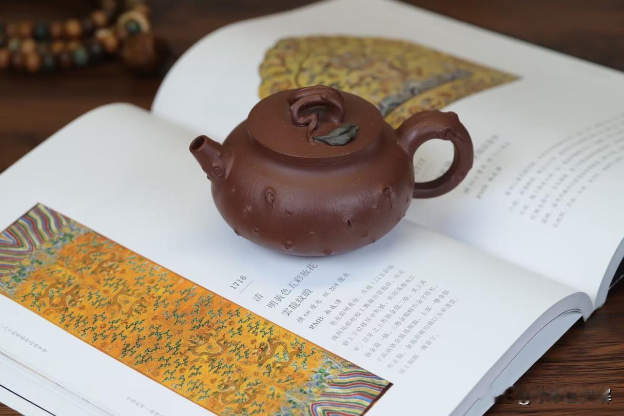 买紫砂壶别只看证书！行家总结“五看三不看”，看懂少交几千块学费
很多壶友买壶，没