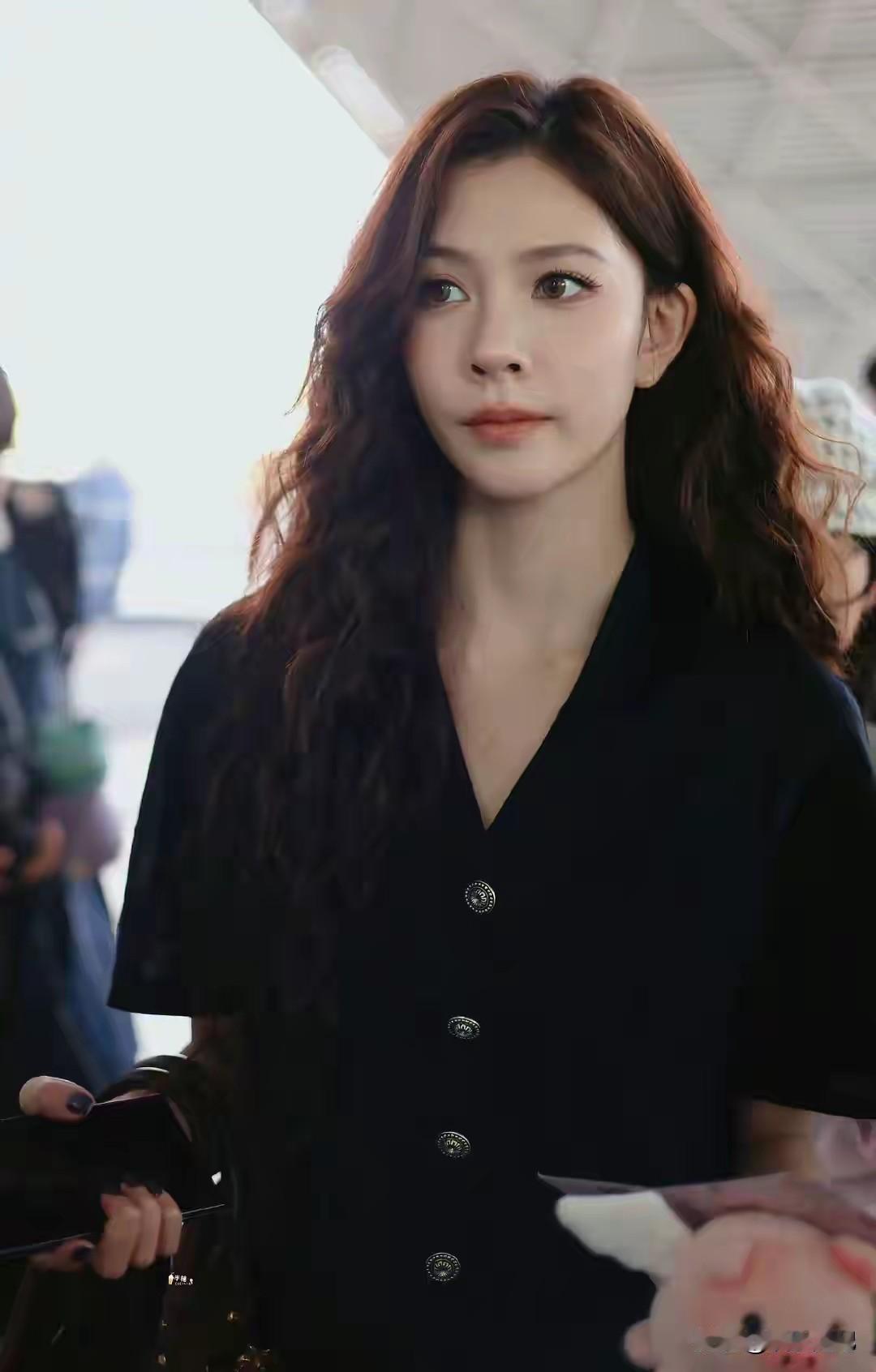 宋妍霏