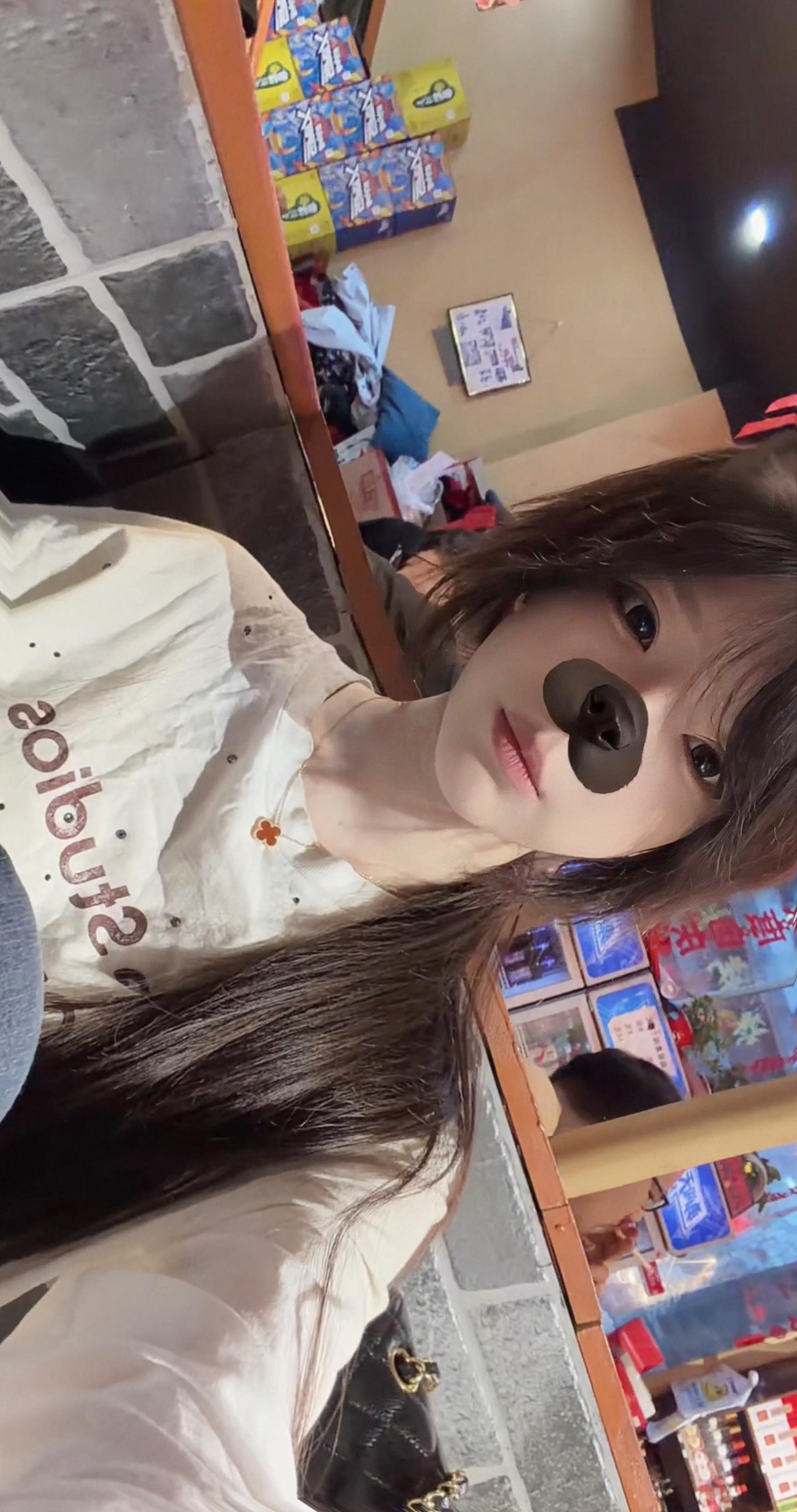 我没办法一直有趣 就像有一天 你会发现我很久没有找你了