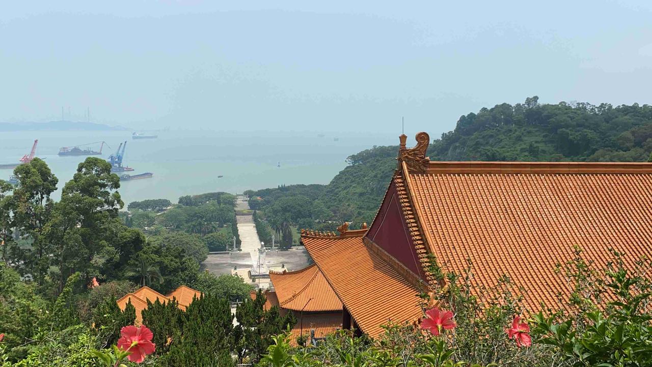 我的今日状态：🏝️旅行度假
我这里的天气：☀️晴天
