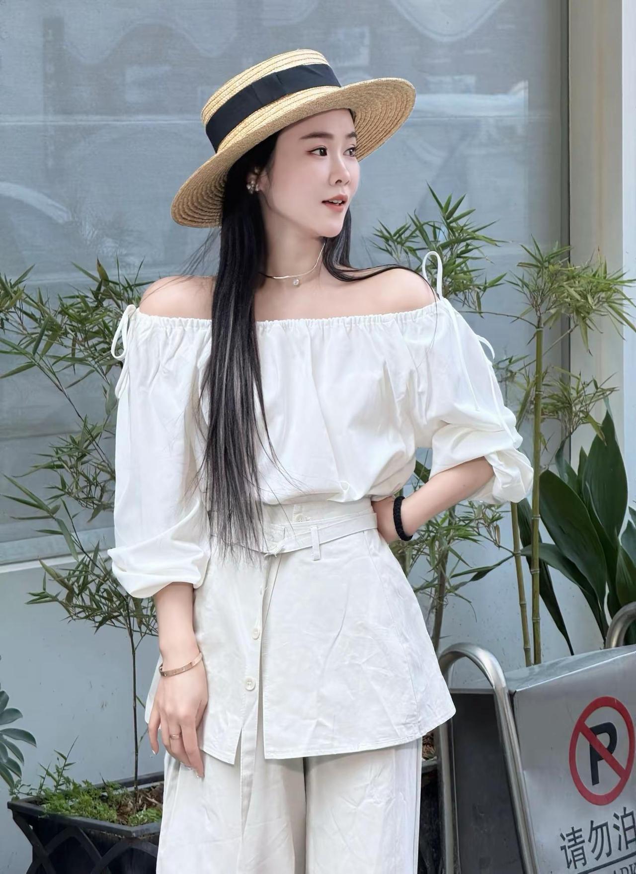 我以为是我脾气变好了，后来才发现是年龄大了，气血不足～没劲😒随意穿搭