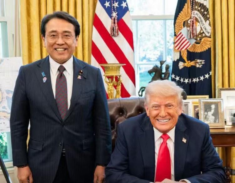 特朗普再次变卦，宣布日本产品关税最高超过40%，日高官第九次赴美：这和说好的不一