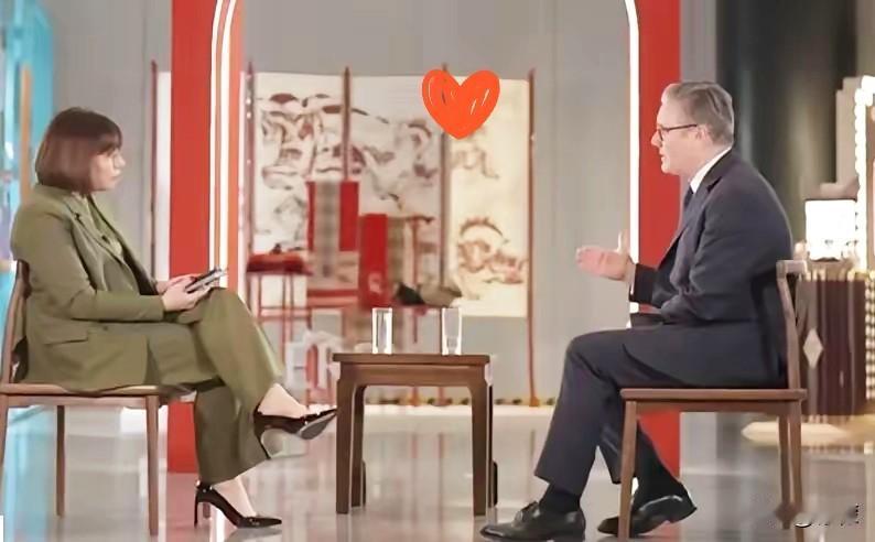 1月30日，
斯塔默非常自豪地说：
“通过我的沟通，中方已经明确表示，解除了对英