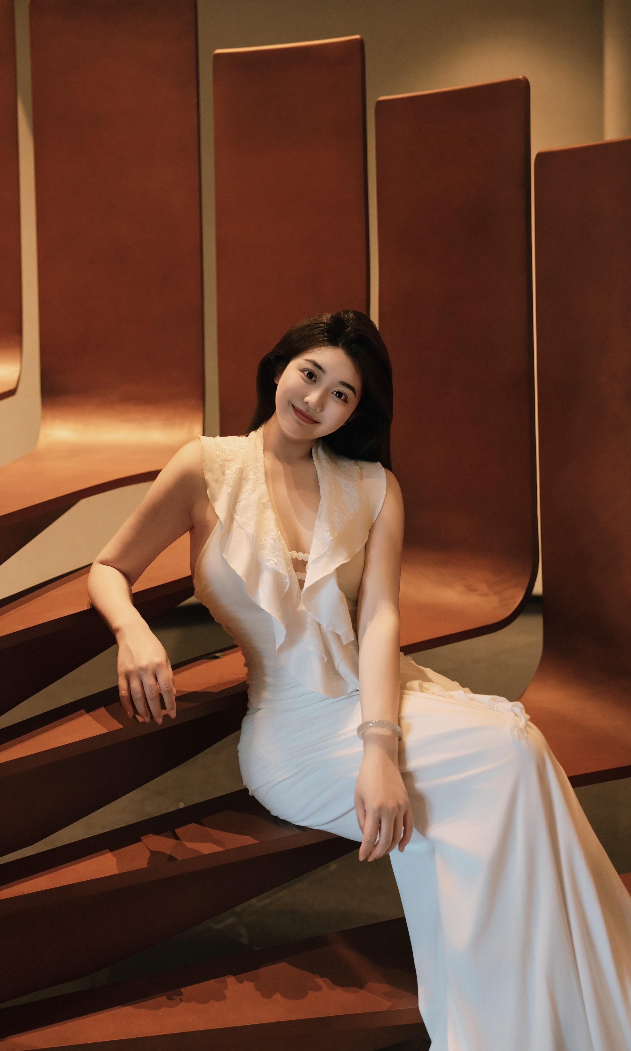 你知道的 我这样的女人 就算天塌下来最后还是一句 我会想办法的
