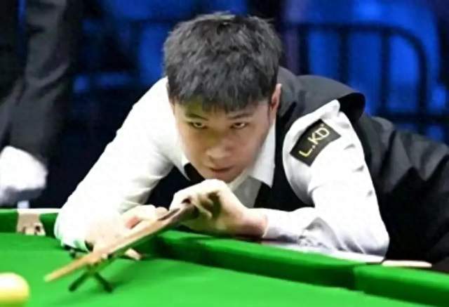 有惊无险！4-2，中国“独苗”赵心童挺进英国公开赛8強