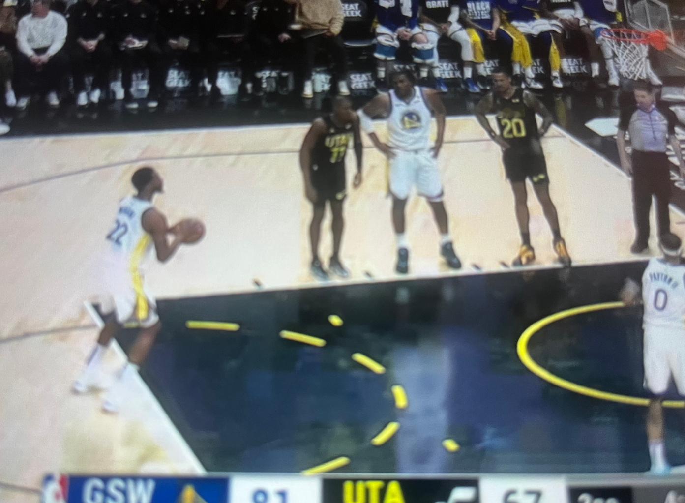 你别看是爵士队被罚三个维金斯实际比他们紧张[笑cry]#金州勇士[超话]##勇士