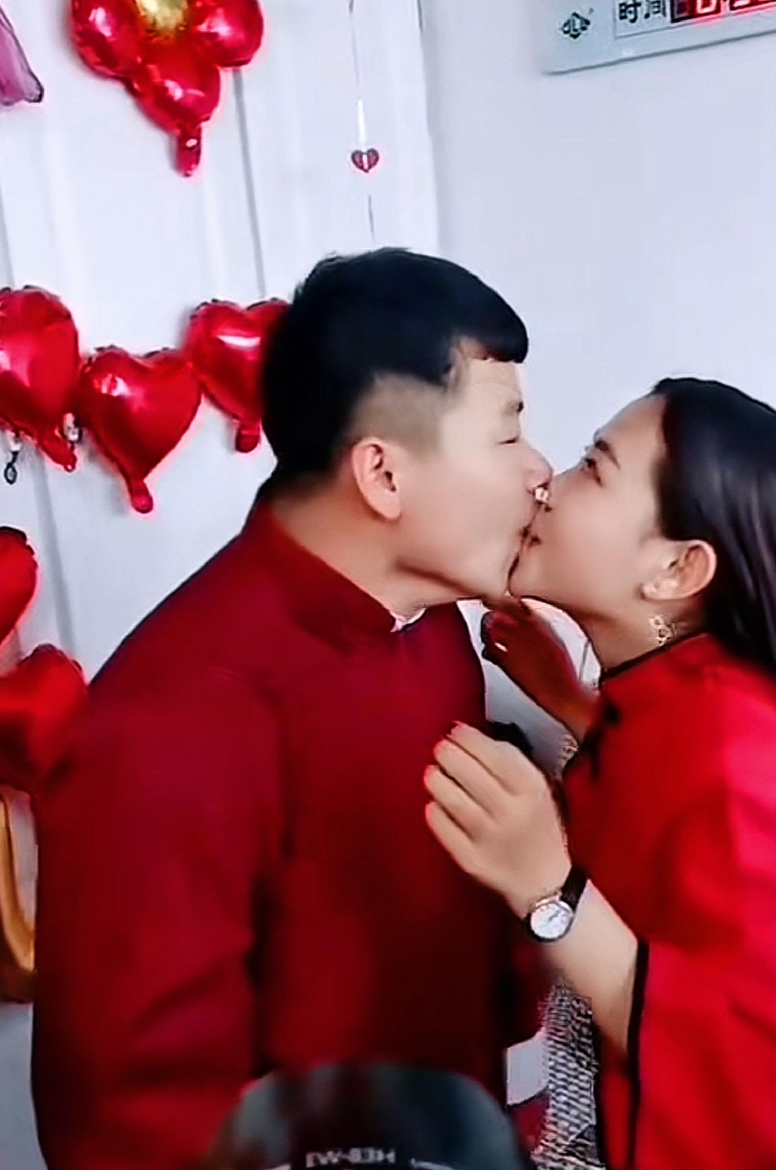 你愿不愿意当伴郎伴娘？