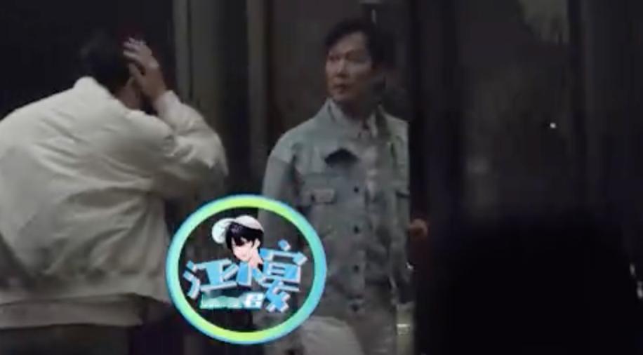 周冬雨和李政宰郑雨盛聚会周冬雨李政宰郑雨盛 合作？ 日前八卦媒体拍到和李政宰及其