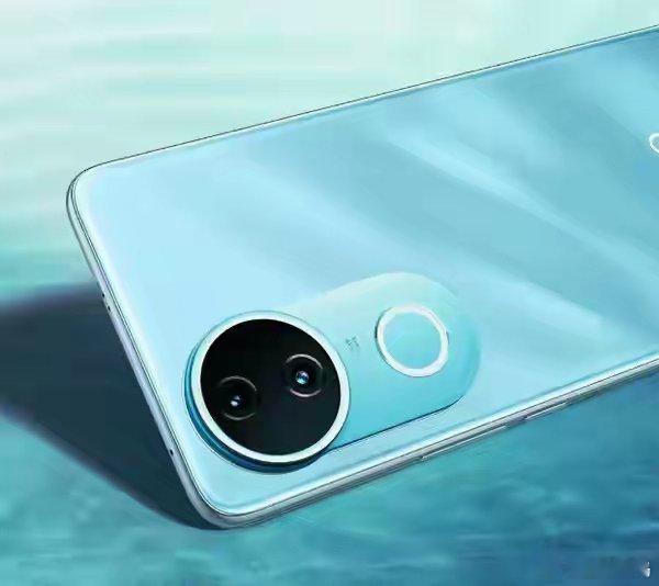 【iQOO Z10R手机即将发布 搭载天玑7400 延续家族设计】iQOO旗下新
