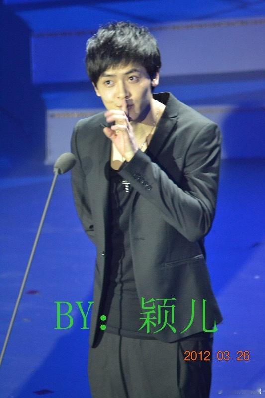 颖儿在家吃这么好 在外胡说八道付辛博是2007年《加油！好男儿》获全国季军那些年