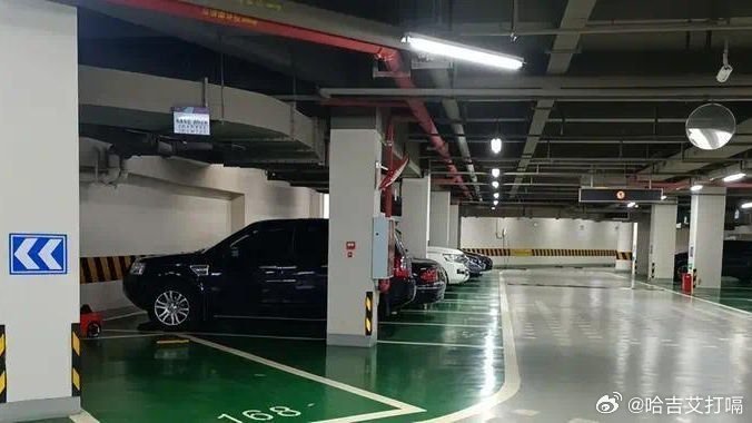 凤凰新闻【为什么“地下车位”现在没人买了？内行人说：这6个缺点是硬伤】曾几何时，