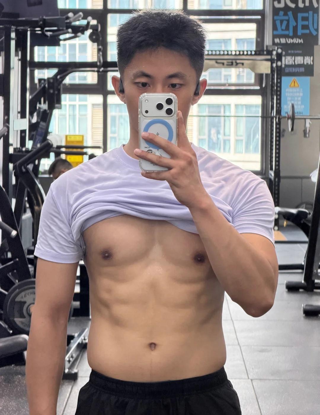 早1️⃣
笔记灵感 男人 见人不如健身