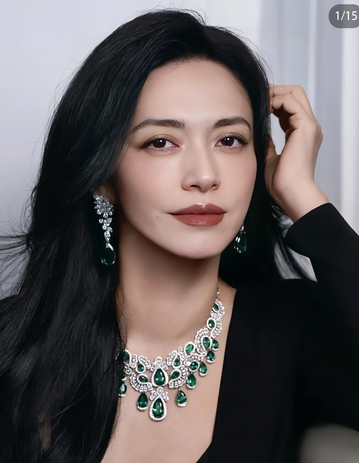 姚晨和曹郁，居然真的离了！
下午刷微博看到一条声明，姚晨和曹郁说婚姻这事已经结束