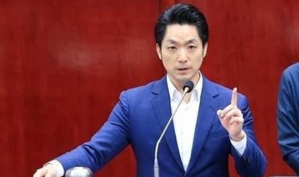 台北市长蒋万安曾撂了句狠话！他表示，如果大陆军机继续在台海绕飞演习，他就要停掉创