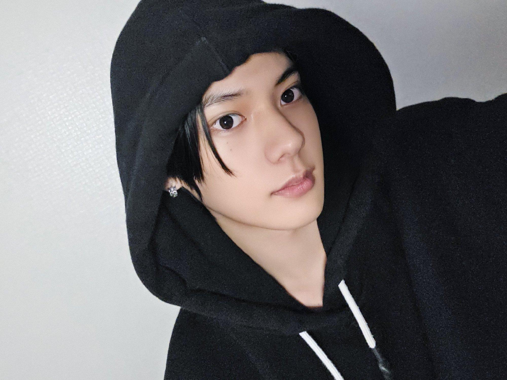 smtr25团综自拍照公开 