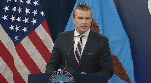 别只看热闹！美军击沉伊朗军舰，给全世界海军上了最狠一课
 
美防长亲口承认：美军