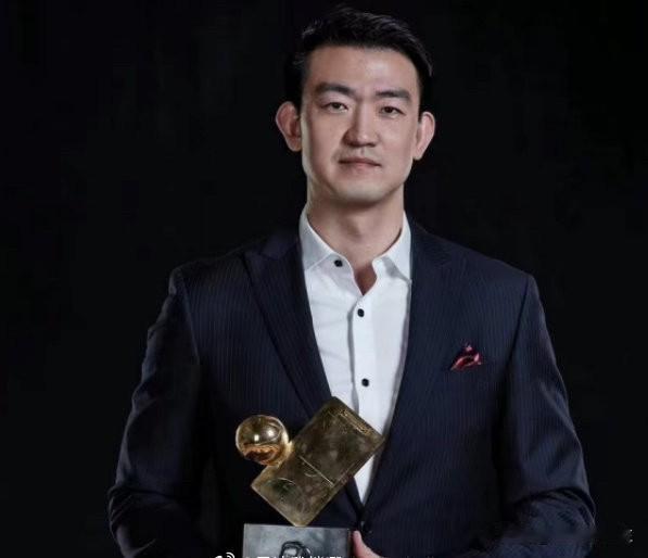 这记录有点悲催，浙江广厦在CBA总决赛的战绩来到0胜9负，现任主教练王博和队内三