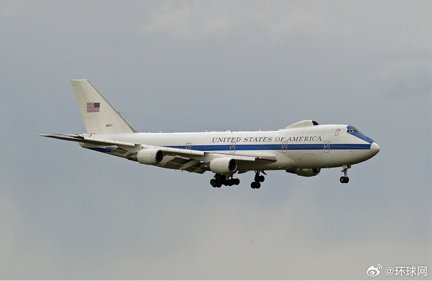 #特朗普设最后期限之际美末日飞机现身#【美媒关注：特朗普设下“最后期限”之际，美