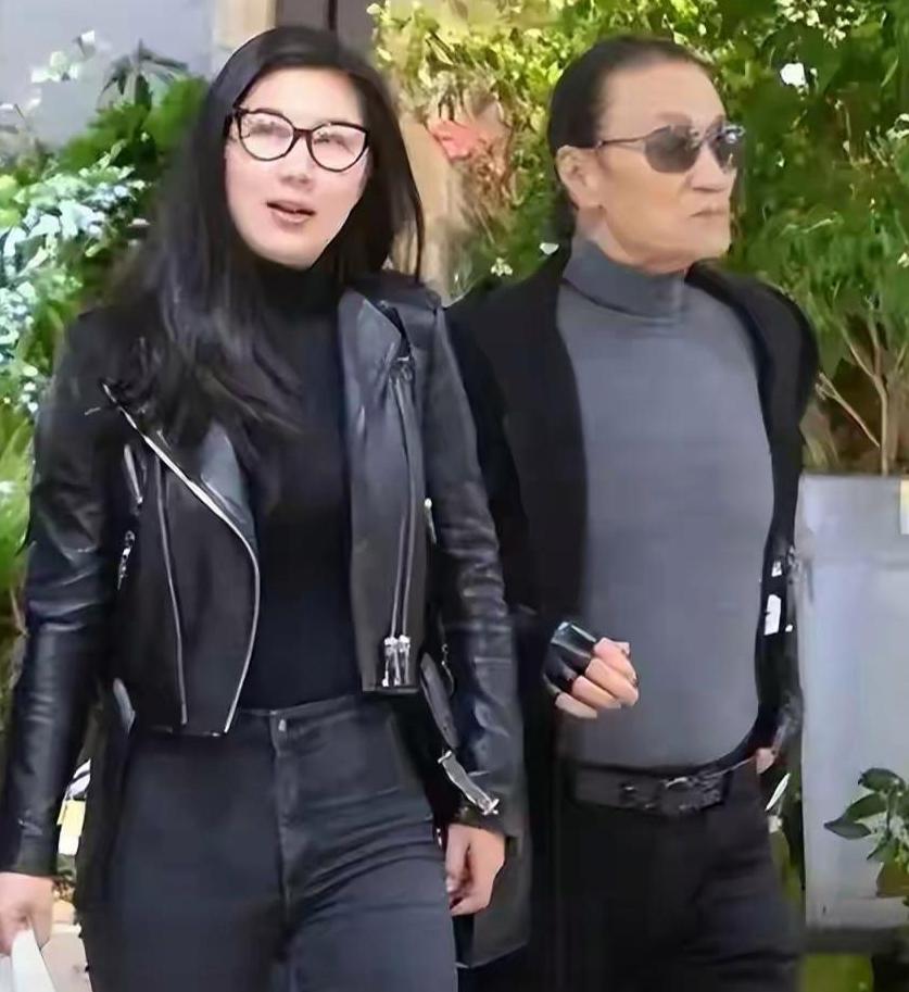 曾与谢贤同居12年，陪他安享晚年，今41岁定居上海，因他未婚未育！