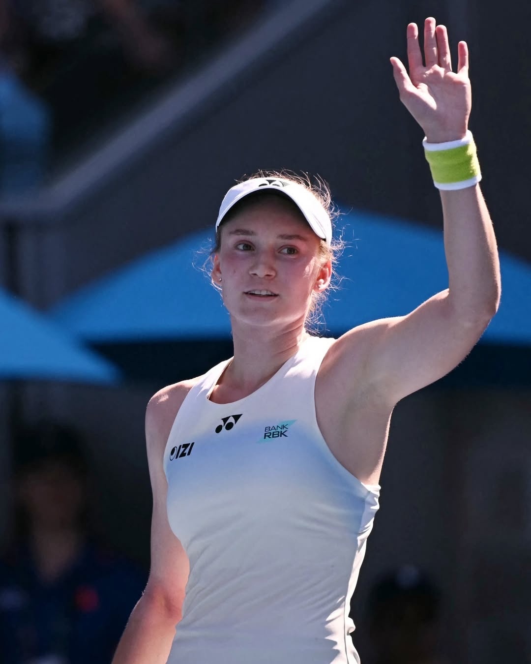 莱巴金娜美美晋级！澳网首轮，莱巴金娜64 63击败尤万……莱巴曾在澳网获得过亚军