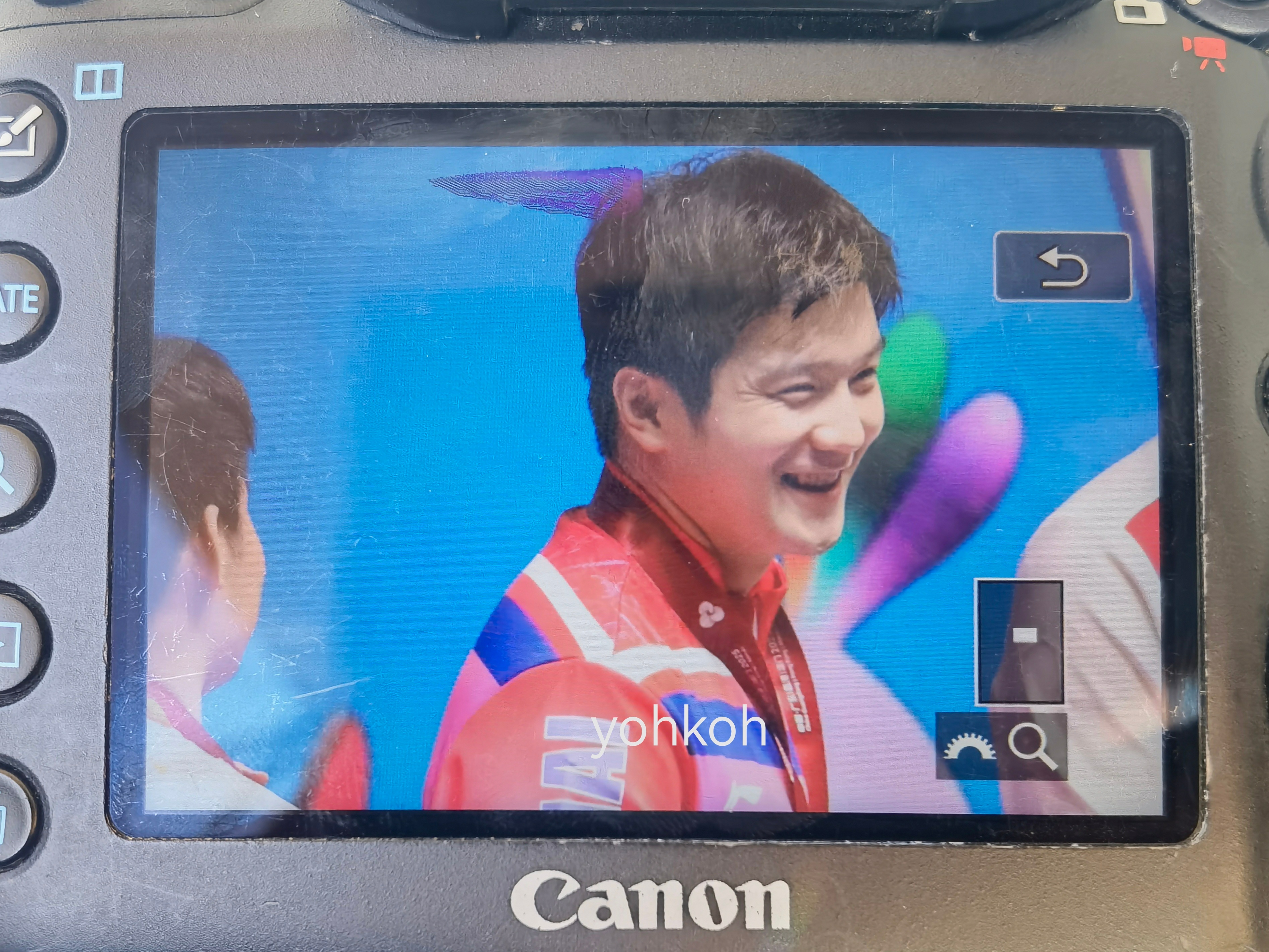 请尽情享受属于你的胜利享受每一段旅程 