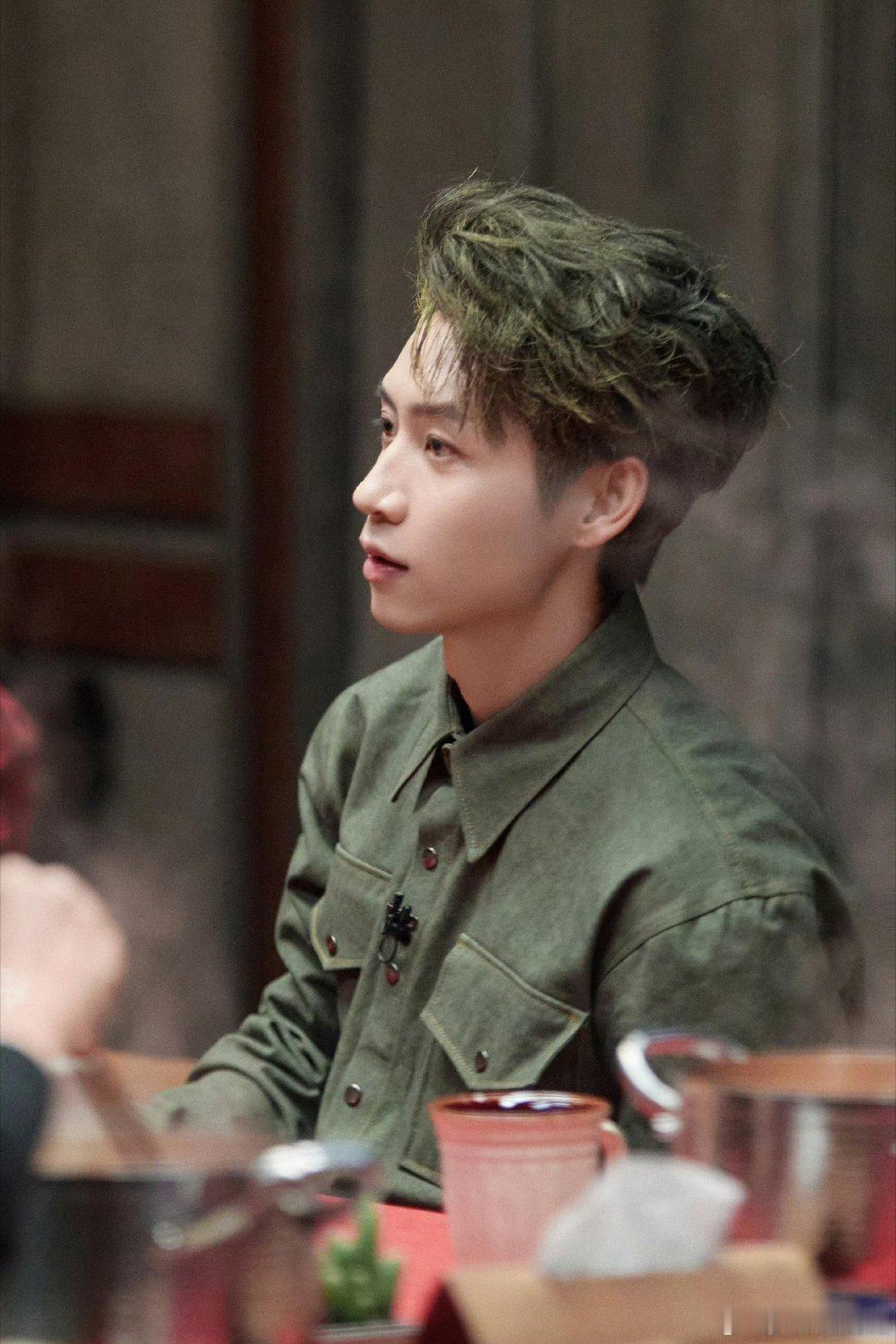 大侦探11 我的评分：芒果六六迎新春大侦探特辑大侦探十年侦心，真的泪目了。从案件