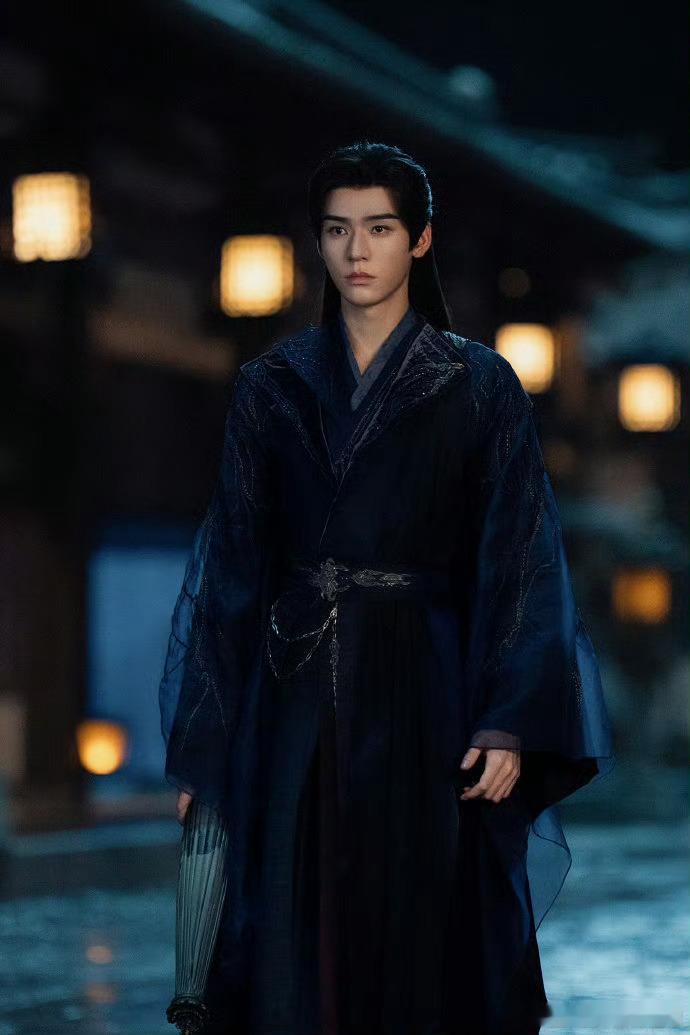 龚俊暗河传拿了一周榜1这个龚俊也太厉害了吧，暗河传7天微博榜1，这含金量谁懂啊！