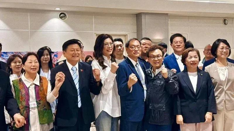 国民党主席郑丽文返回台湾后，13号全天可能休息，没有传出郑丽文最新消息，郑丽文一
