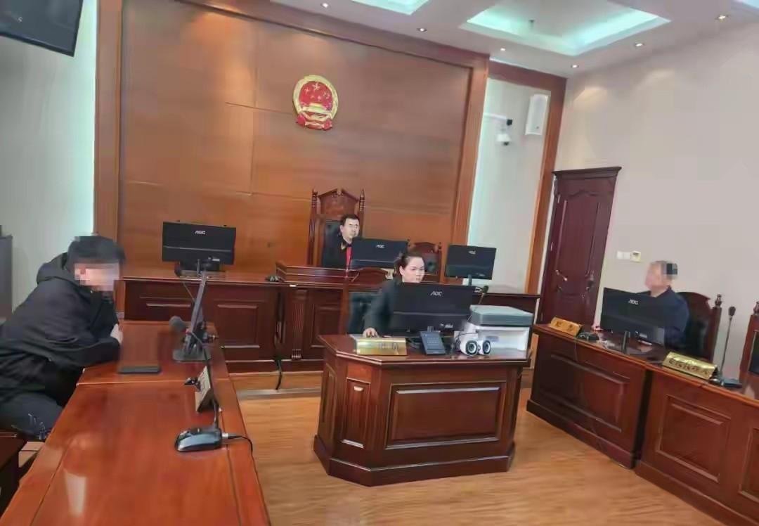 400块赡养费，

三十年没见的父子，

法院为啥不判多也不判少？

老姜今年7