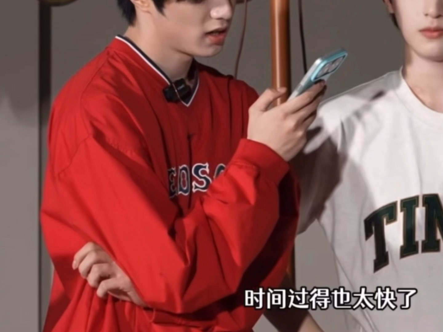 现在终于知道为啥念情书时我们文文会那么紧张了原来在这之前还干了这个事情啊（p1）