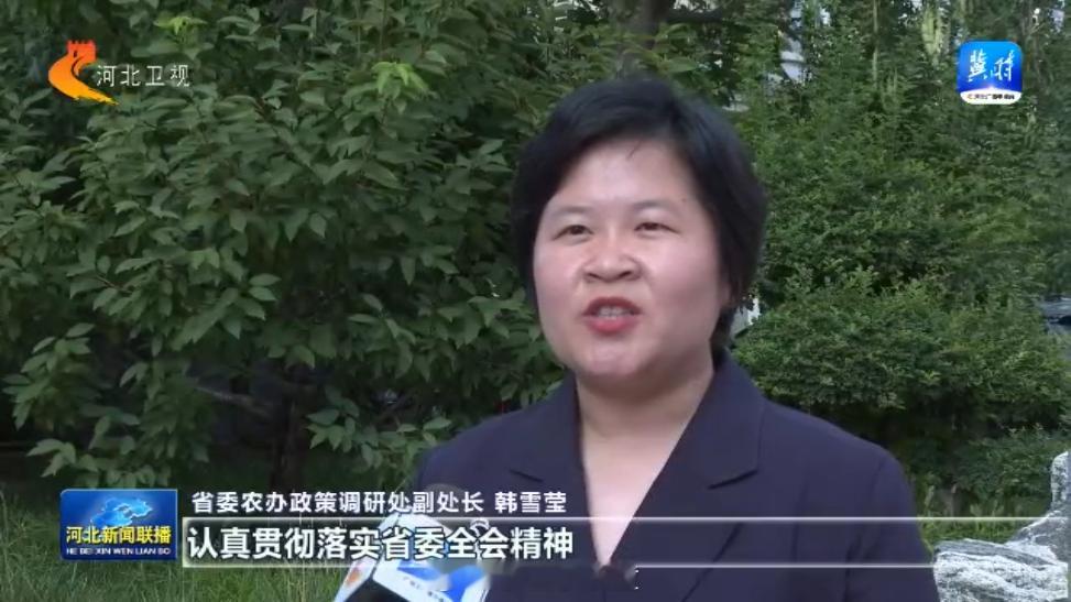 教师节雪莹给我打了将近两个小时的语音电话。那个16岁就上大学才华横溢的女孩，印象