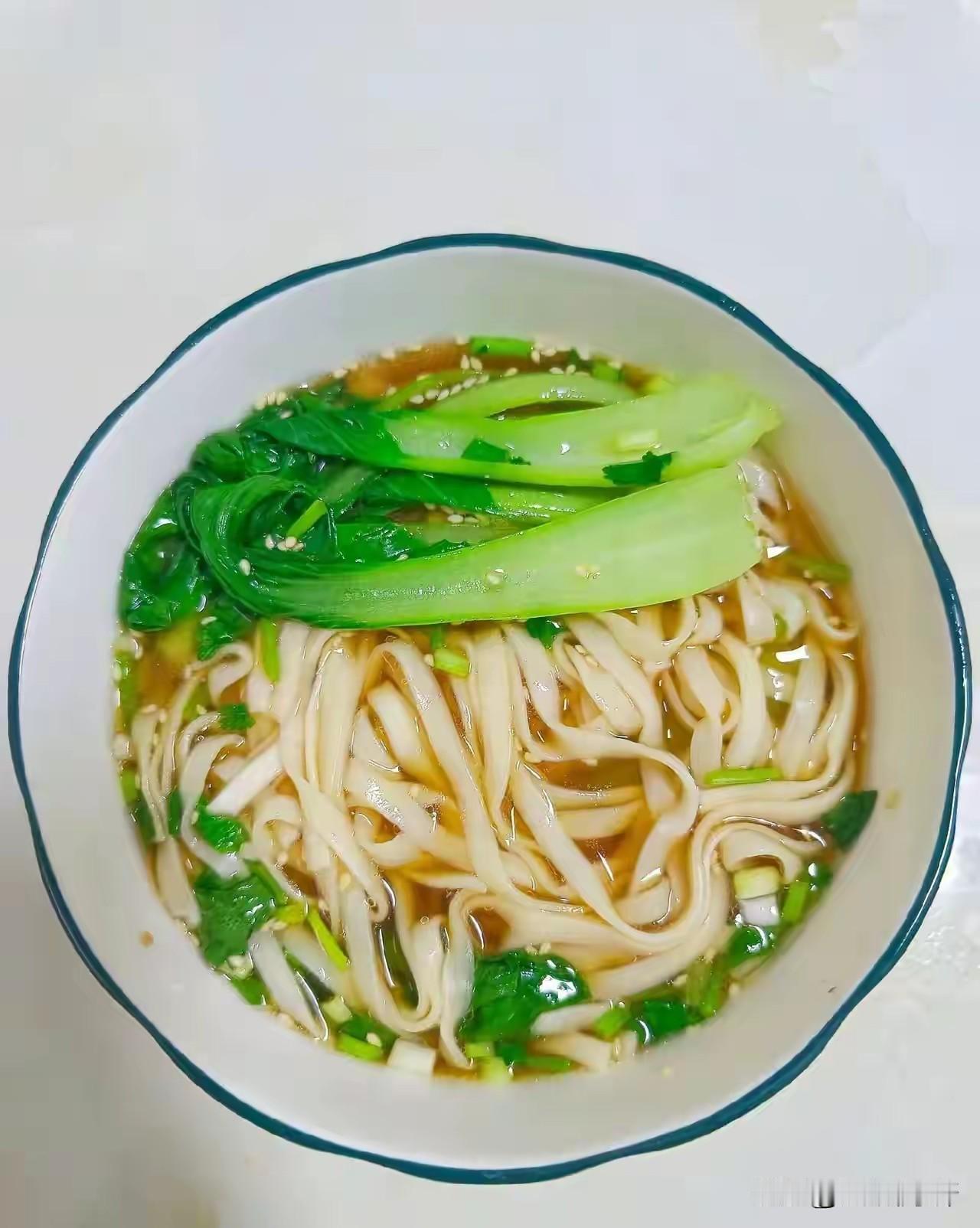 炒股就是“穷开心”！

炒股是一件有趣的事！为什么亏钱了，还是挺高兴的！？

比