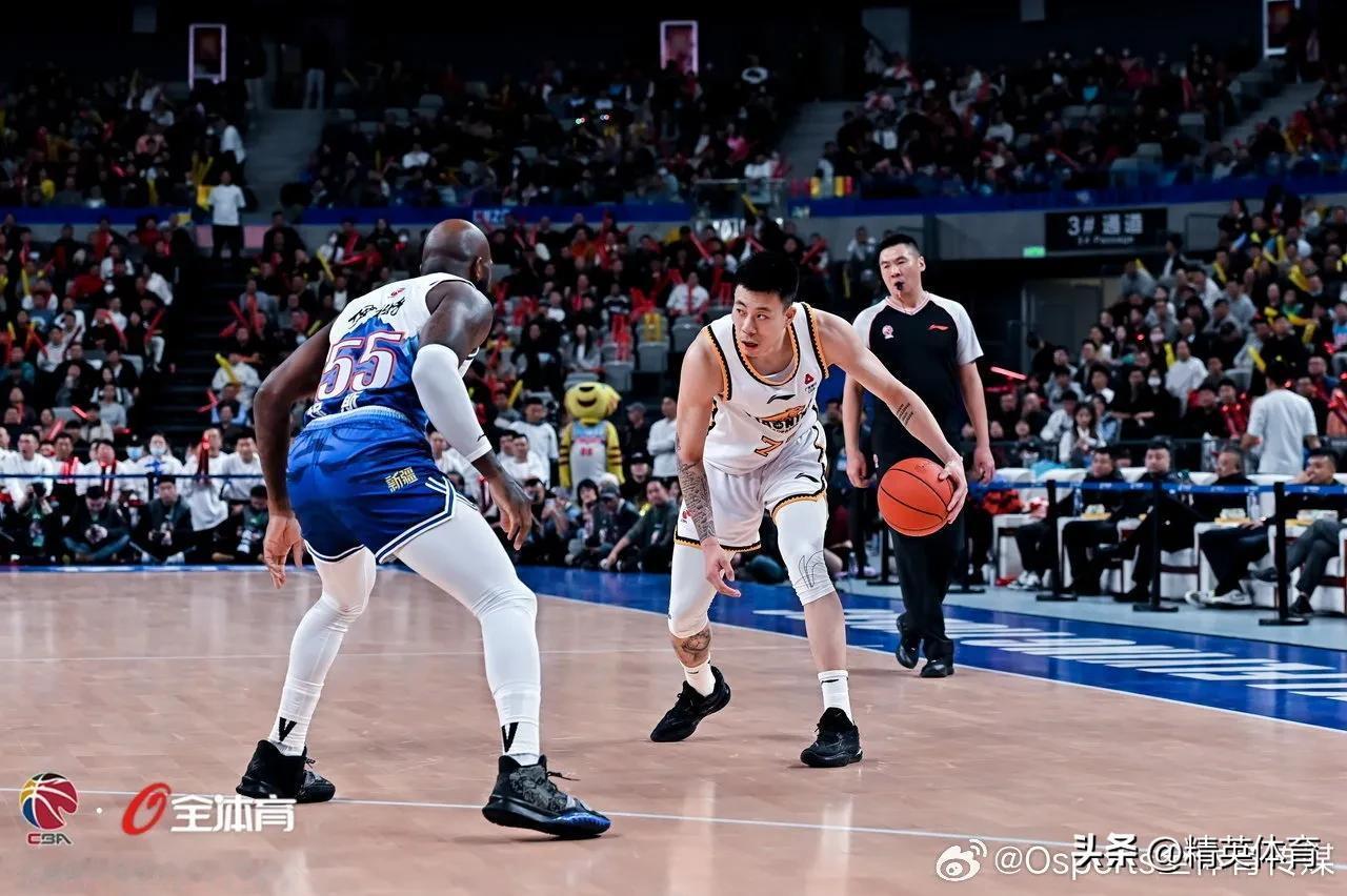 辽宁、新疆提前锁定本赛季CBA季后赛席位！

随着今晚辽宁大胜江苏，他们以32胜
