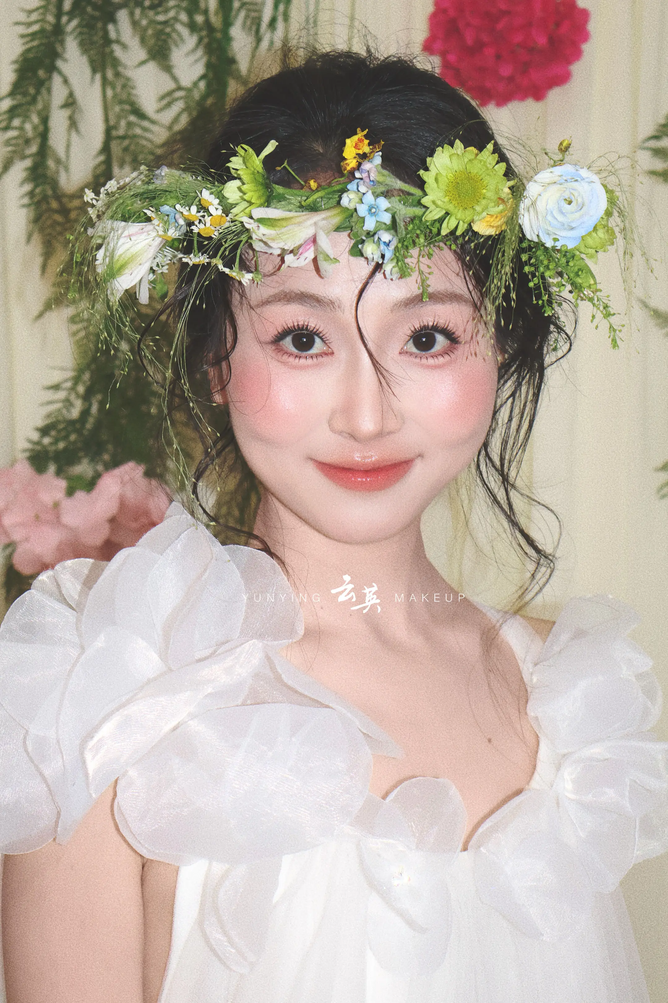 新娘说我想要减龄鲜花妆造！安排～