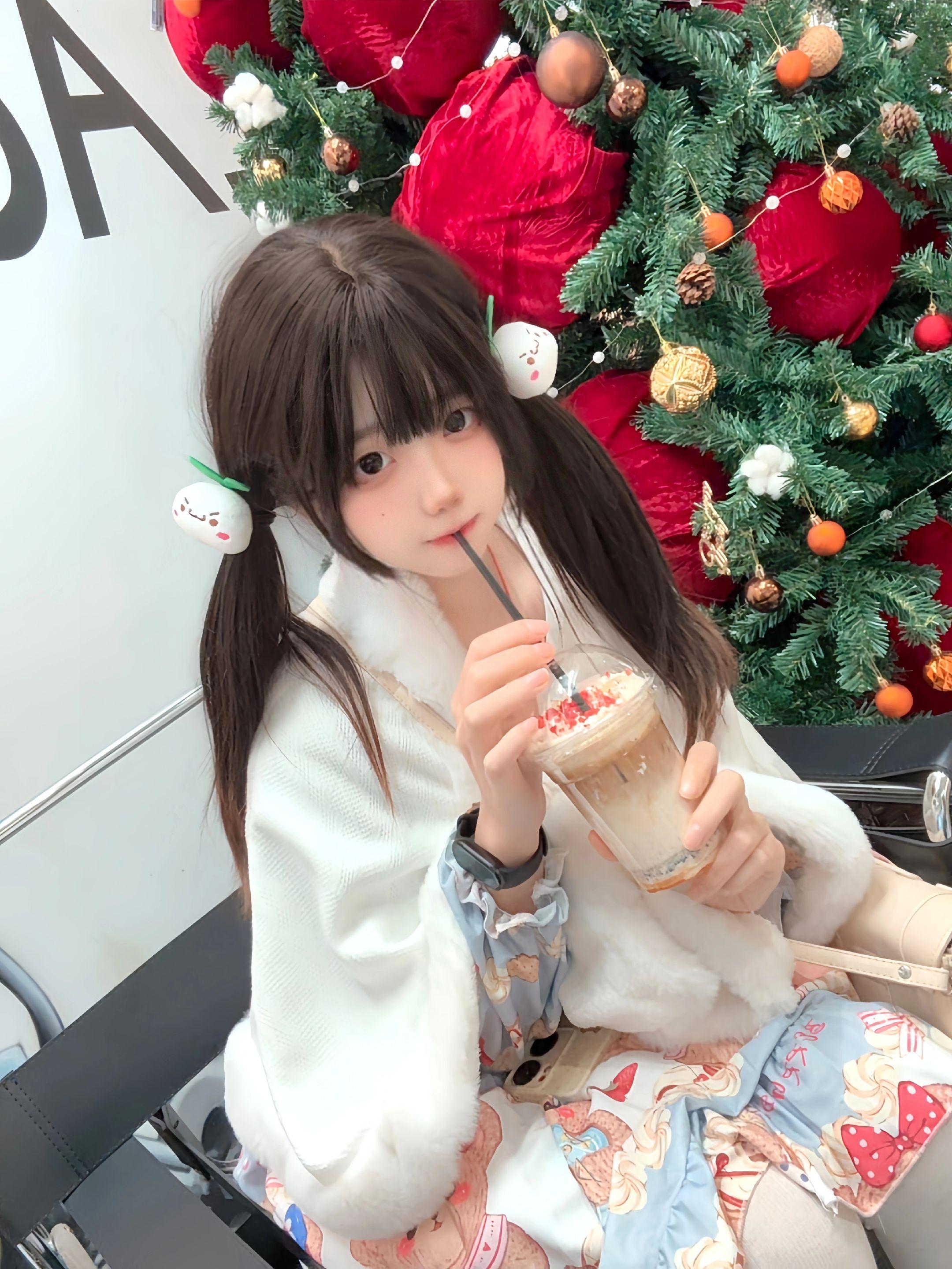 我要一直这样 成为一个拜金 恶毒 爱慕虚荣 好吃懒做 但是非常善良的女孩