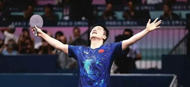 2次争议消耗口碑！樊振东奥运死里逃生，队友举动戳痛国乒球迷