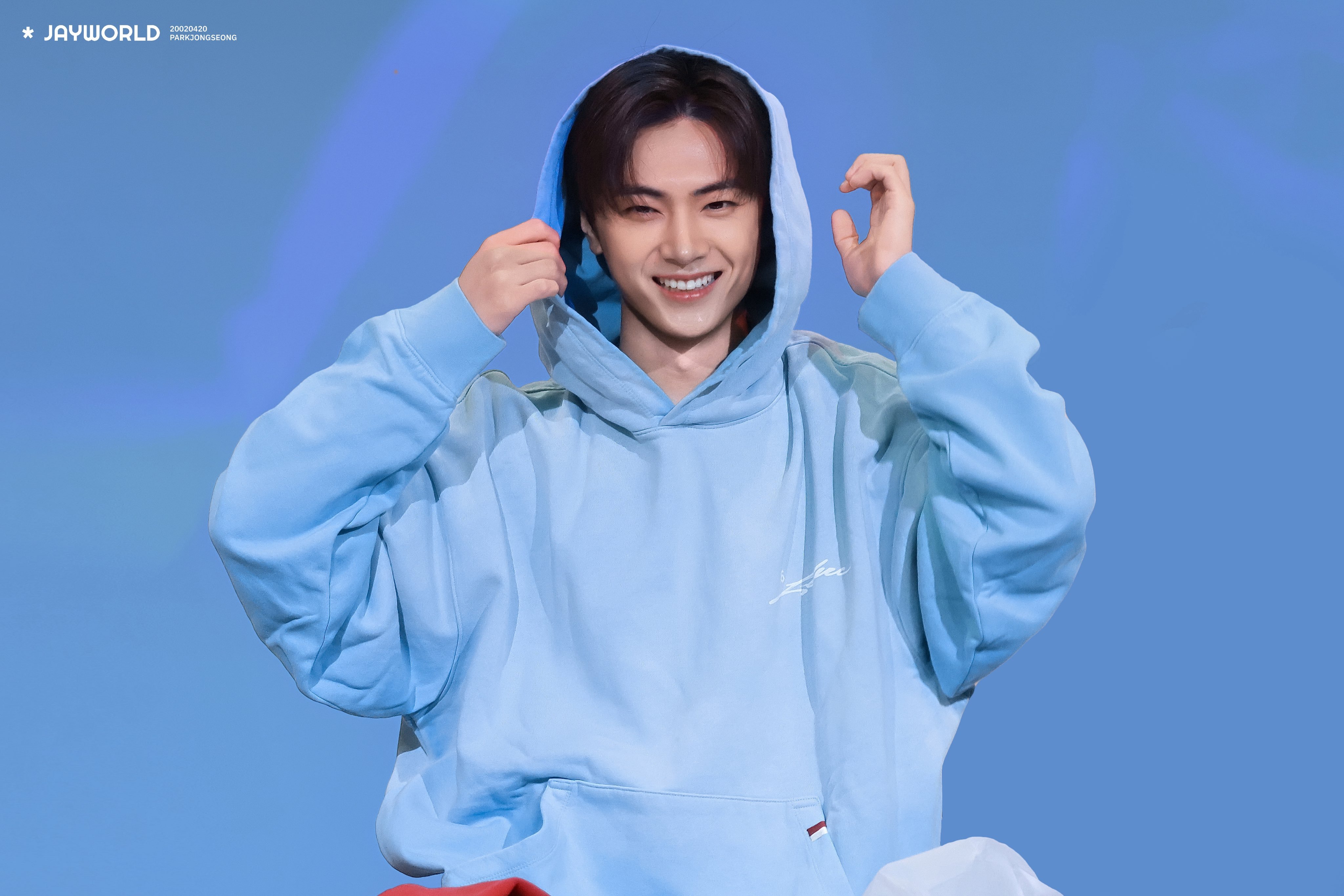 260831 MAKESTAR🐈‍⬛🫐cr.JayWorld_20th ​​