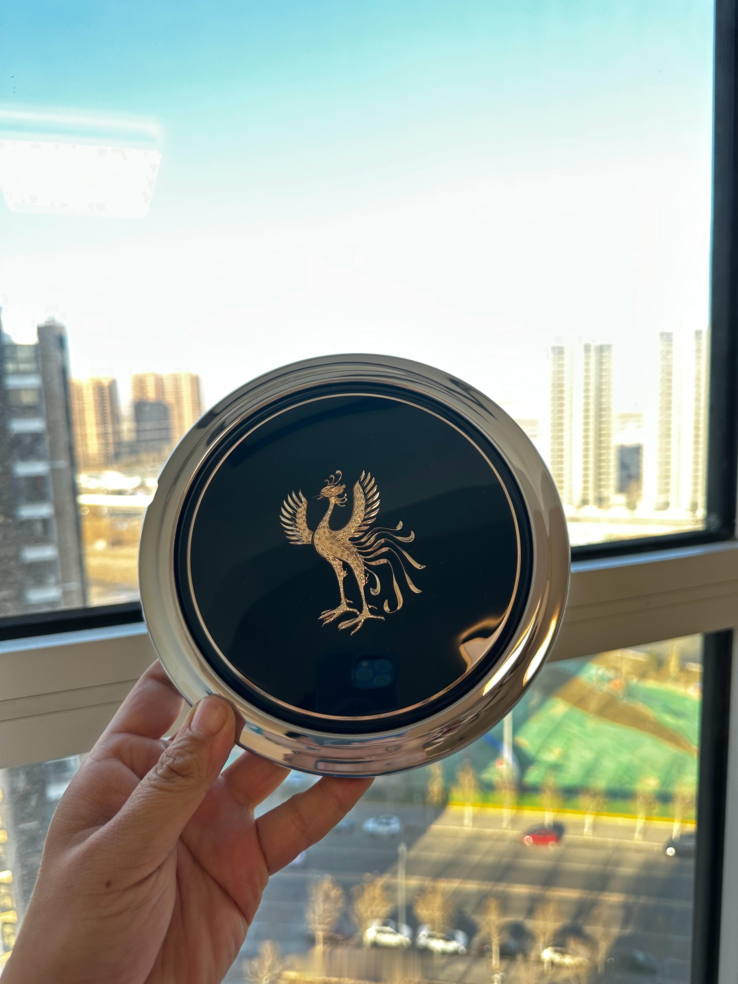 全新的世纪轮毂盖，准备给那个车用