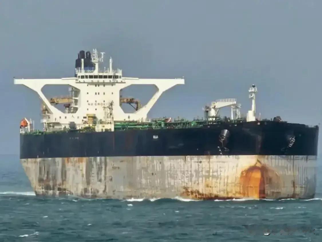 十年前一美议员说：若有必要美军可以在公海上查扣中俄货船。。。
当时大家听了只有一