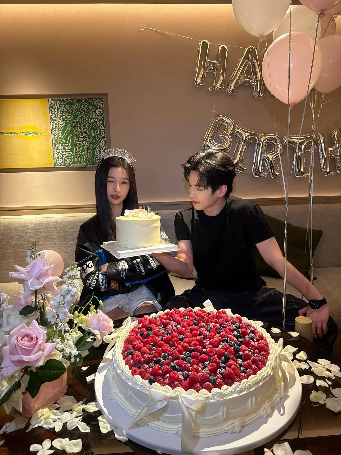 网剧双轨 ♡  ʜᴀᴘᴘʏ ʙɪʀᴛʜᴅᴀʏ ᴛᴏ ᴍᴇ ◟̆◞̆  ♡虞书欣姜