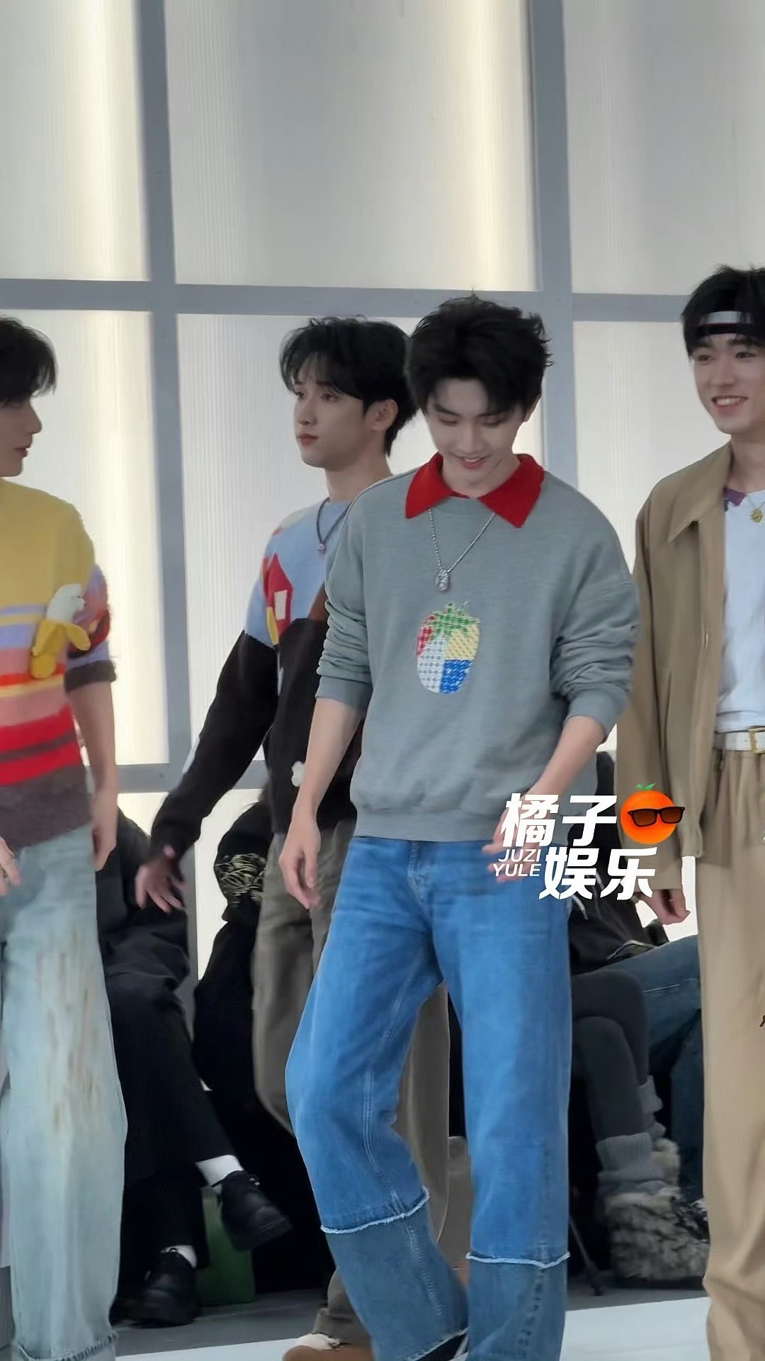 看到一个live图今天状态不错哦[求饶][求饶][求饶][求饶] ​​​