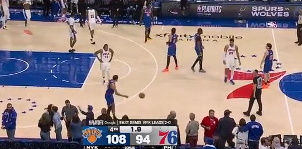 25-26赛季NBA季后赛东部半决赛第三场，尼克斯108-94轻取76人队，尼克